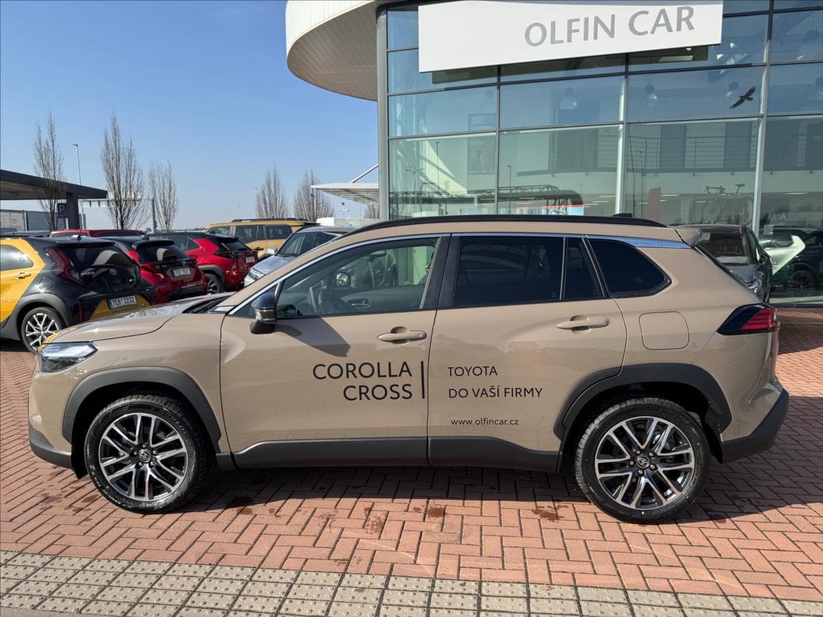 2025 Toyota Corolla - 9