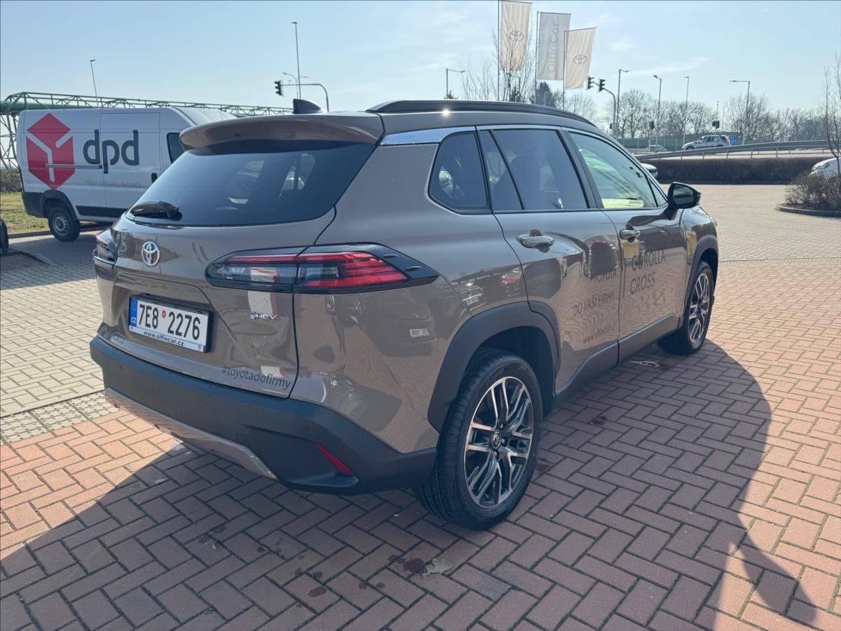 2025 Toyota Corolla - 5