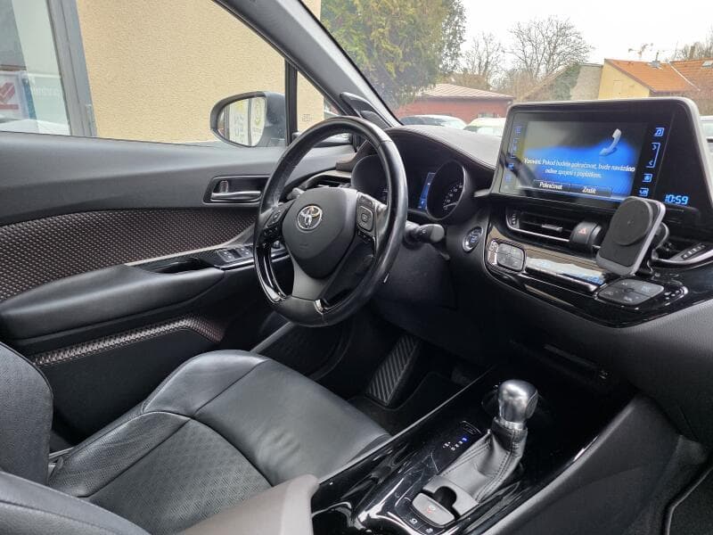 2017 Toyota C-Hr - 3