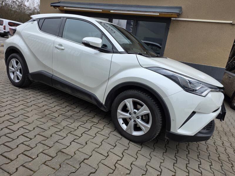 2017 Toyota C-Hr - 5