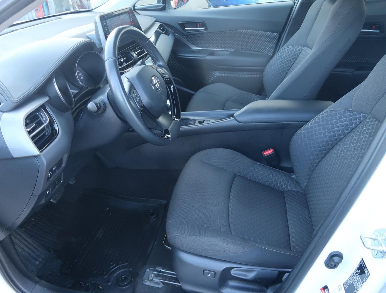 2023 Toyota C-Hr - 16