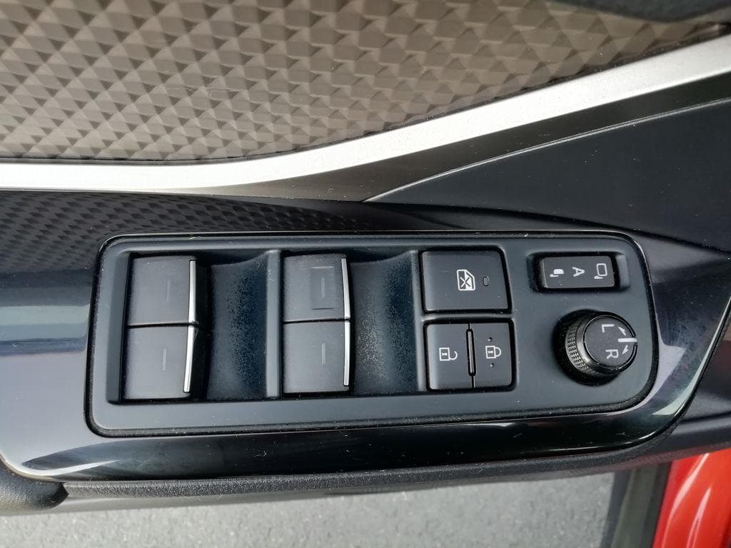 2019 Toyota C-Hr - 33