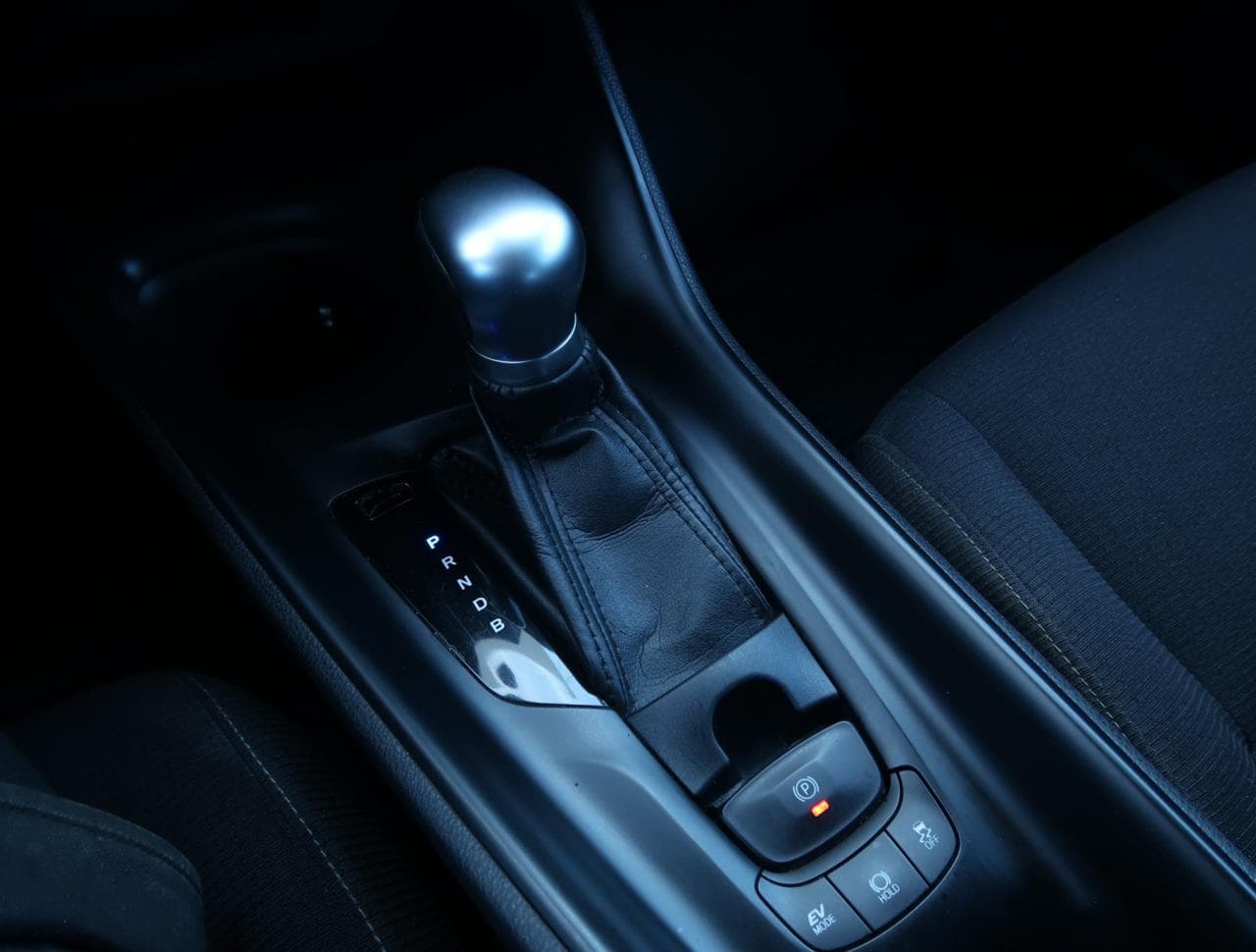 2017 Toyota C-Hr - 37