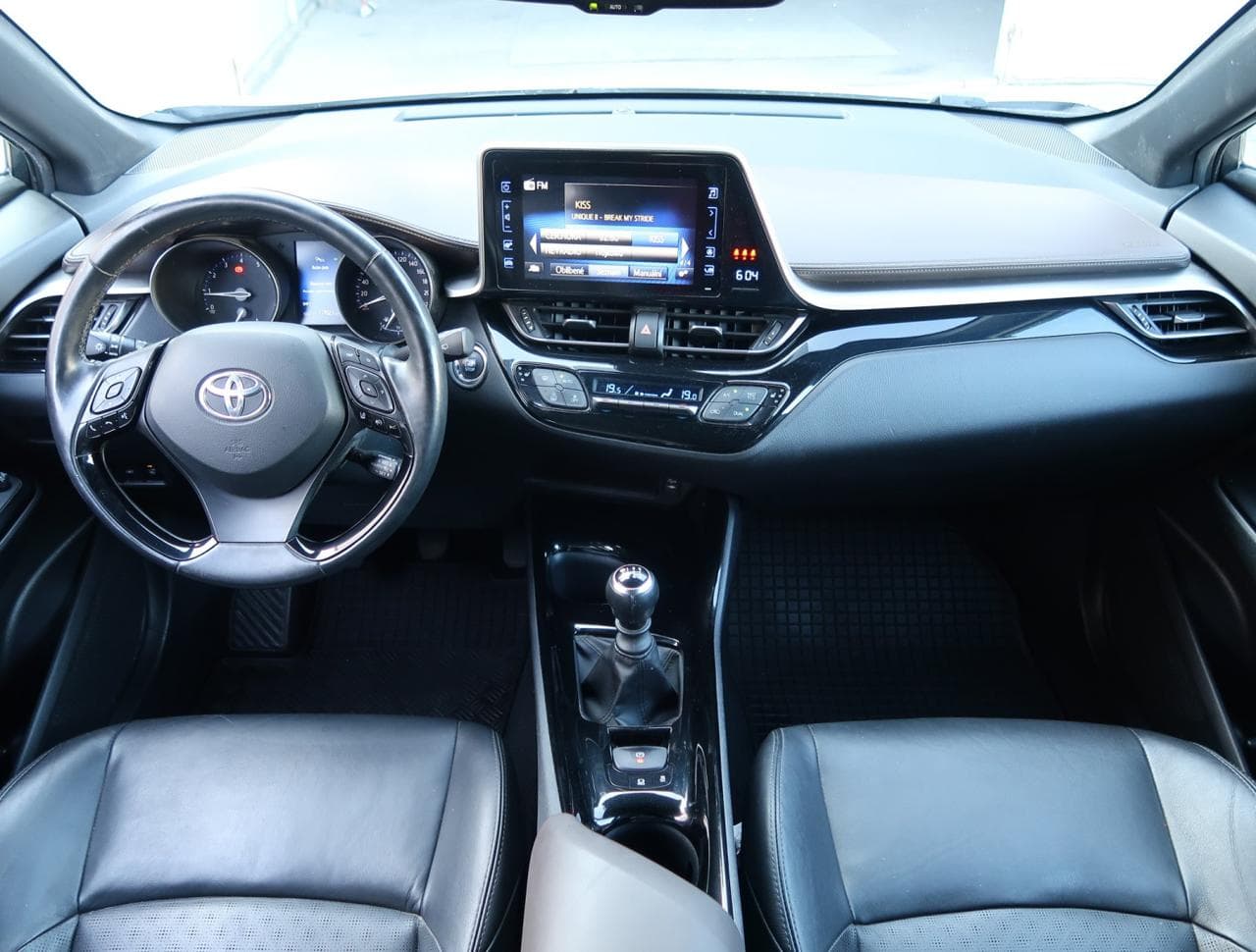 2017 Toyota C-HR - 13