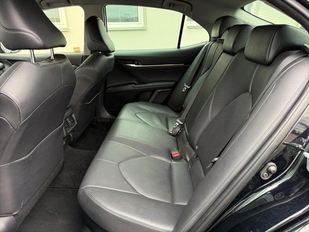 2023 Toyota Camry - 10