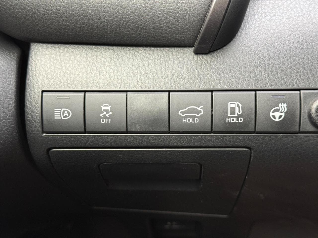 2023 Toyota Camry - 18