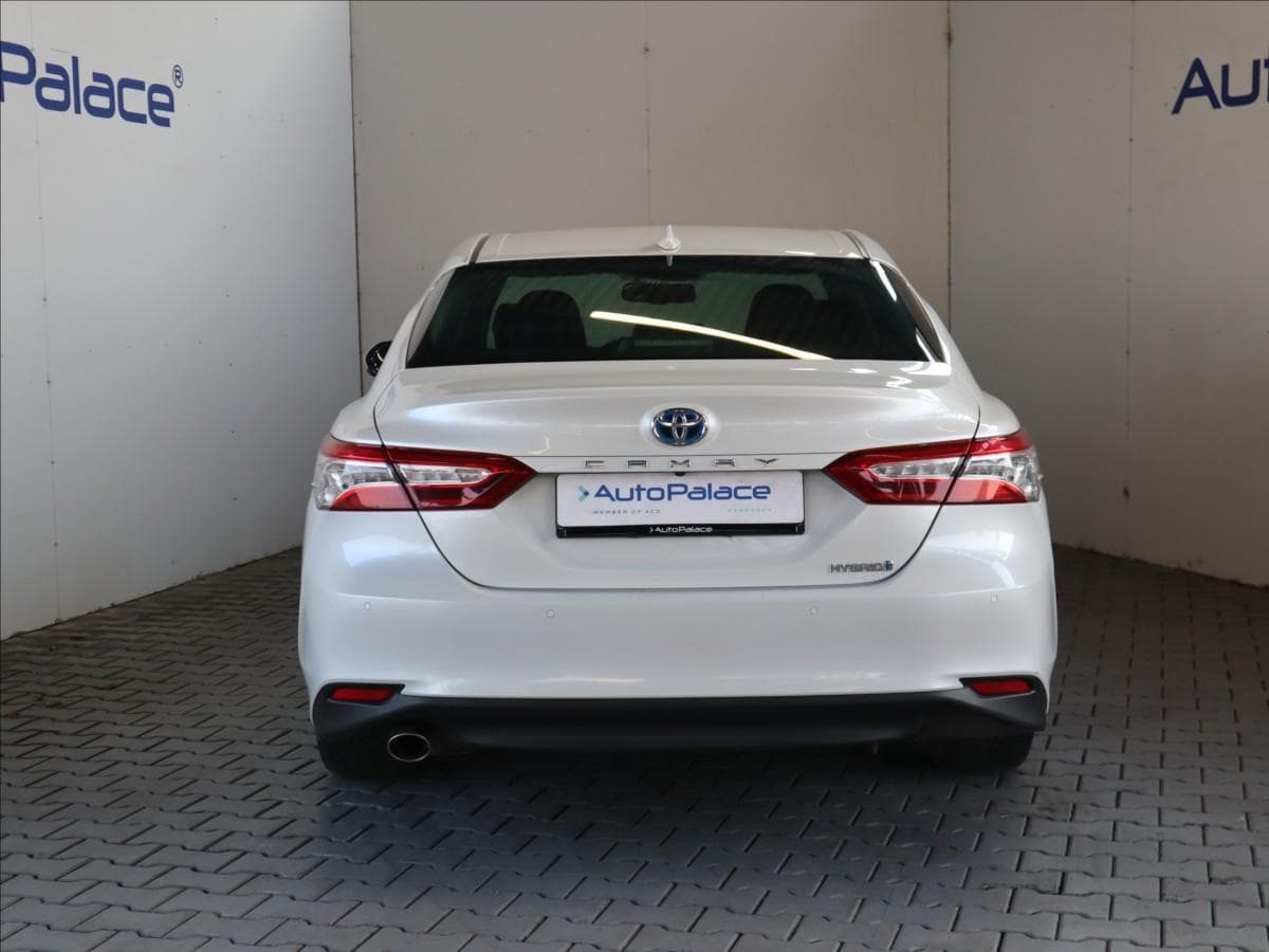 2019 Toyota Camry - 5