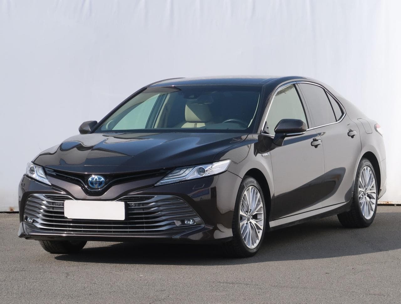 2019 Toyota Camry - 3