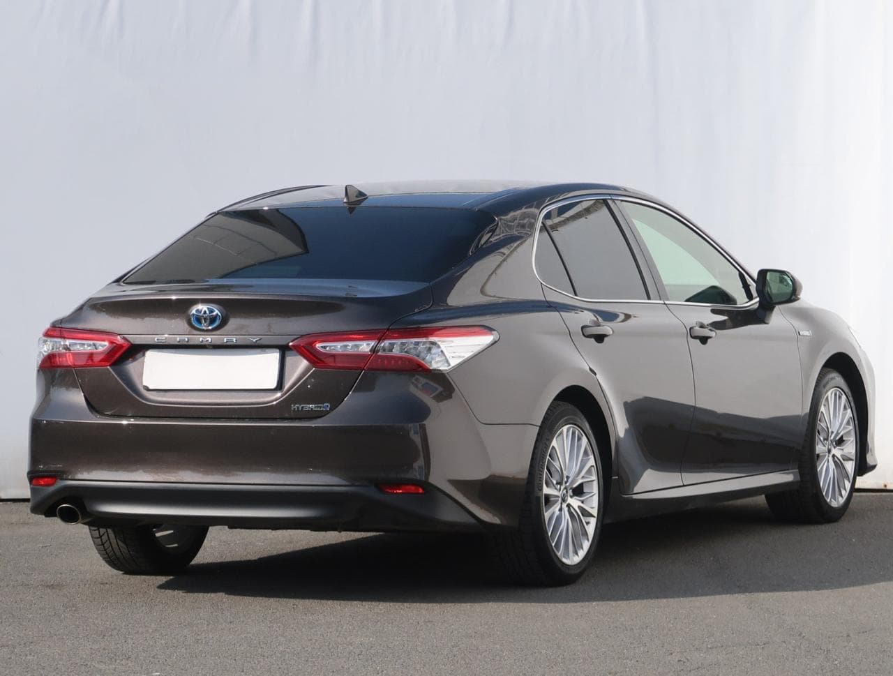 2019 Toyota Camry - 7