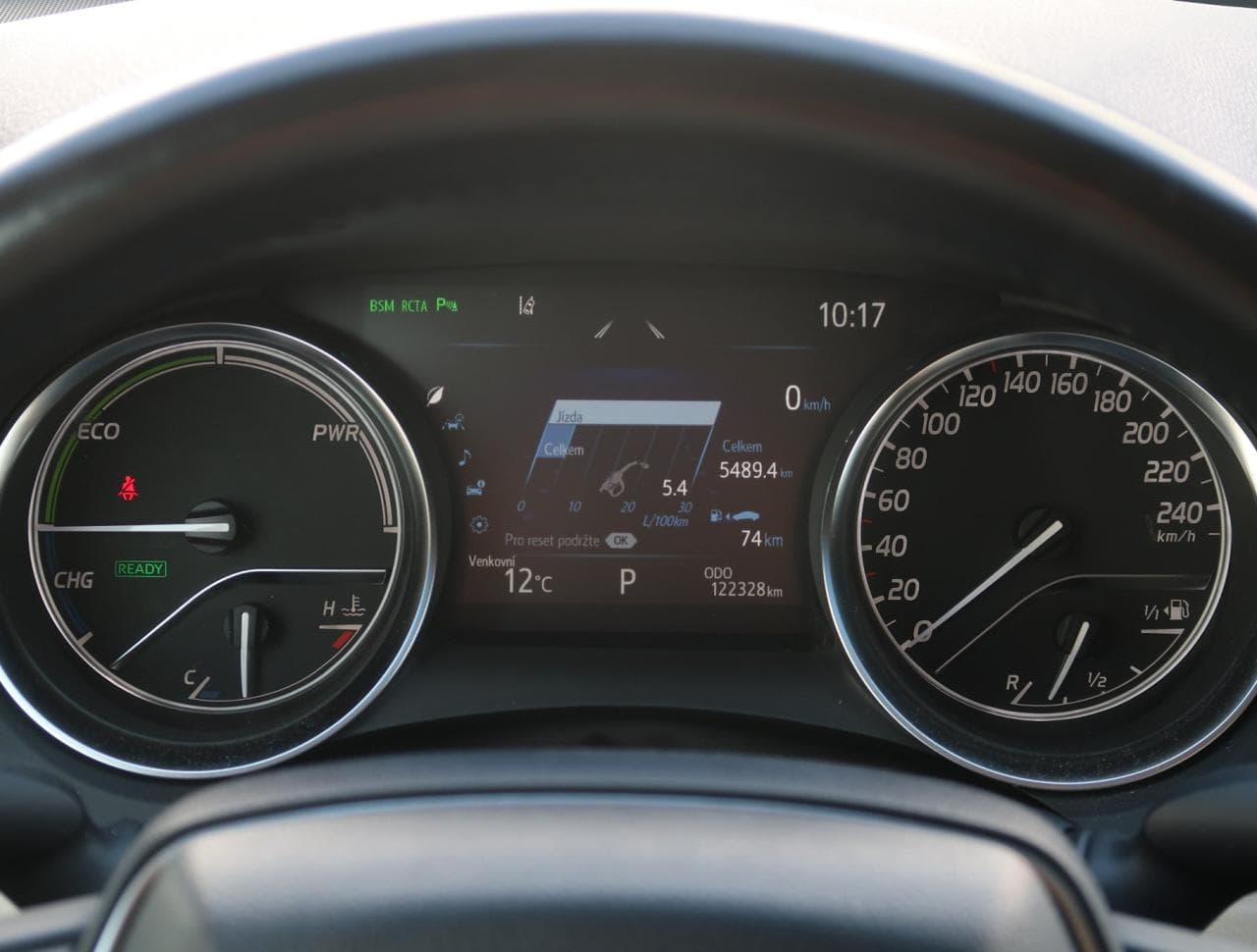 2019 Toyota Camry - 17