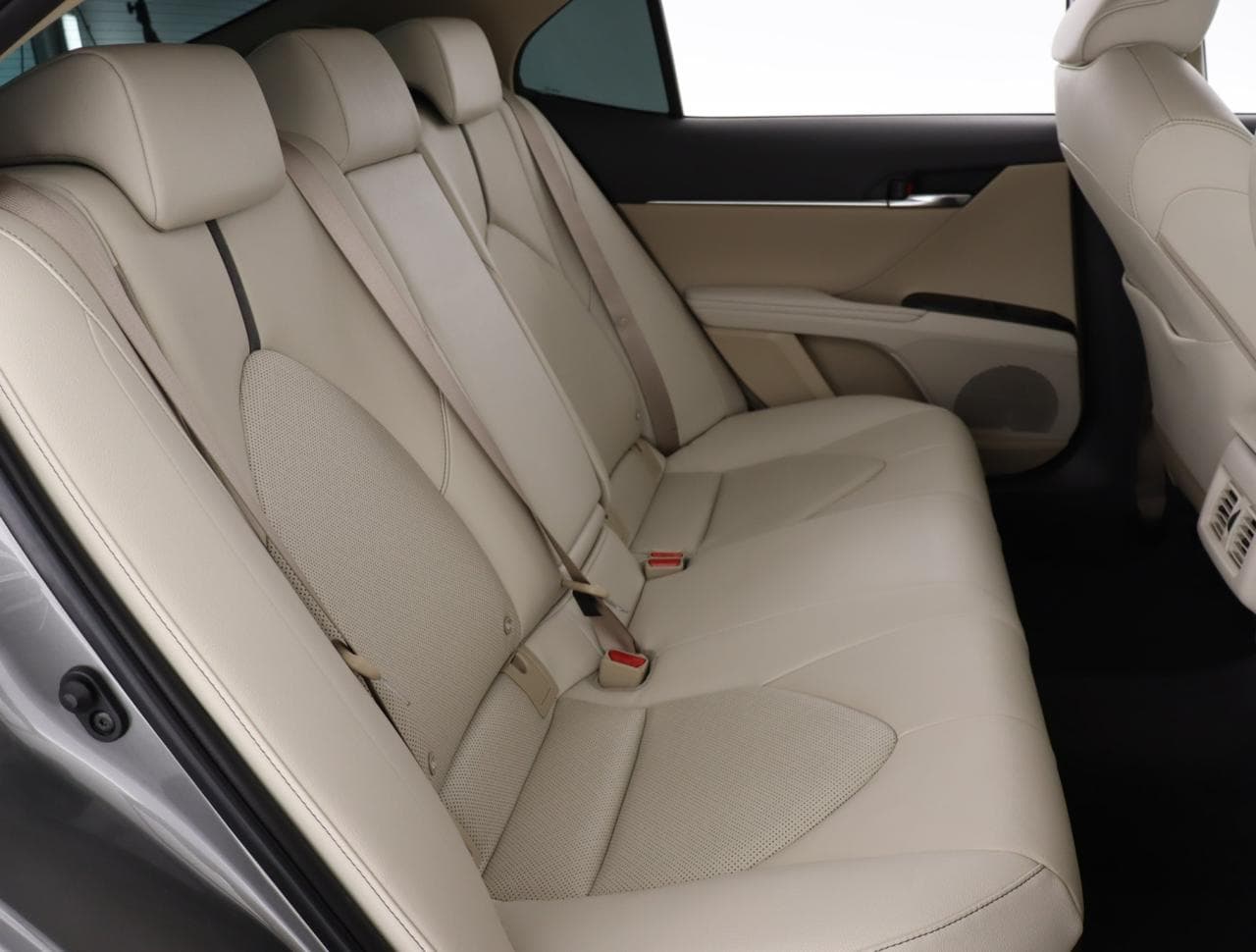 2021 Toyota Camry - 13