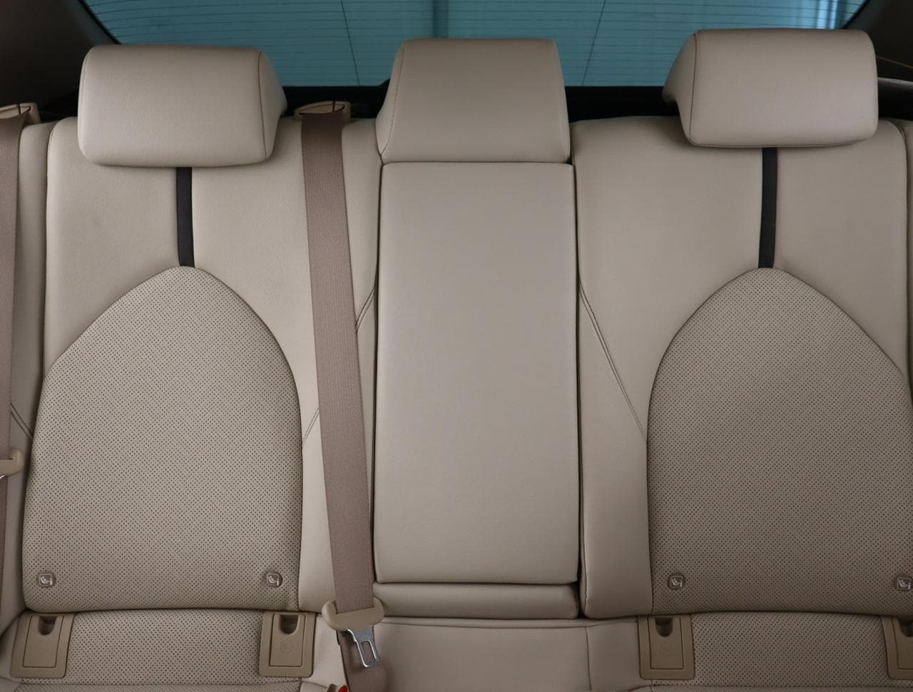 2021 Toyota Camry - 14