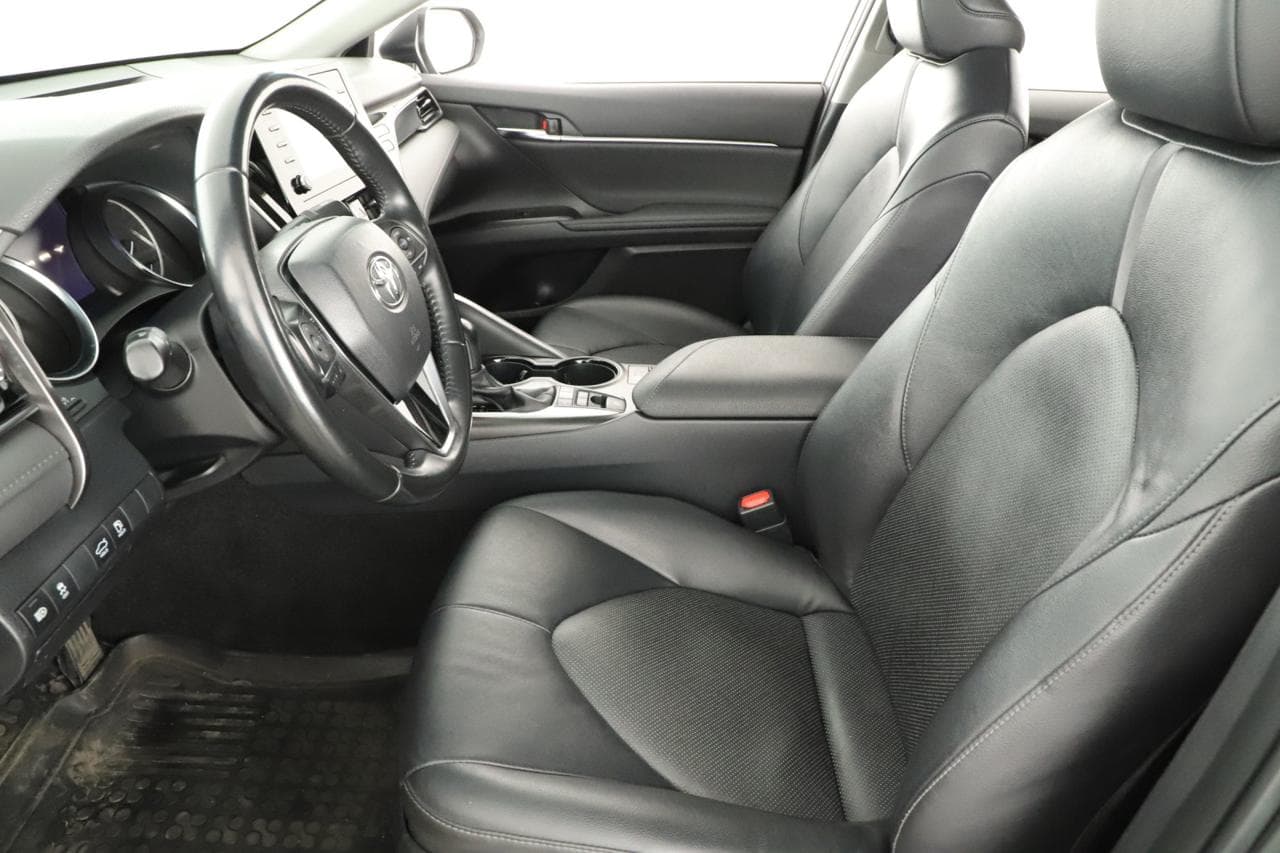 2021 Toyota Camry - 25