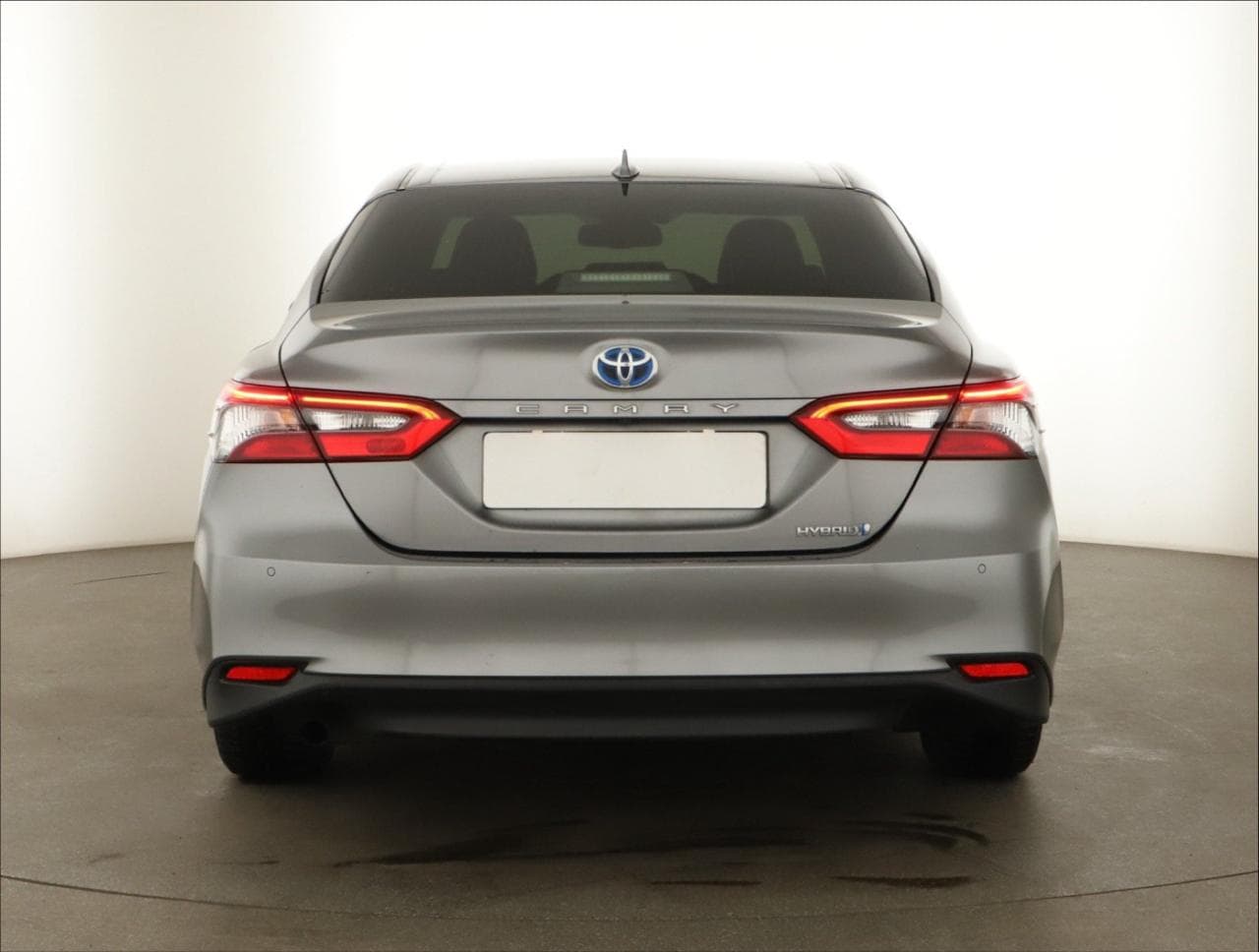 2021 Toyota Camry - 11