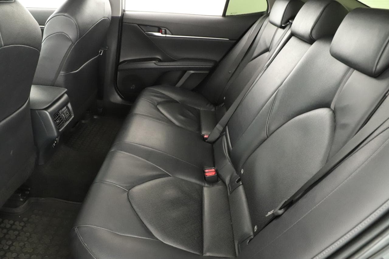 2021 Toyota Camry - 23