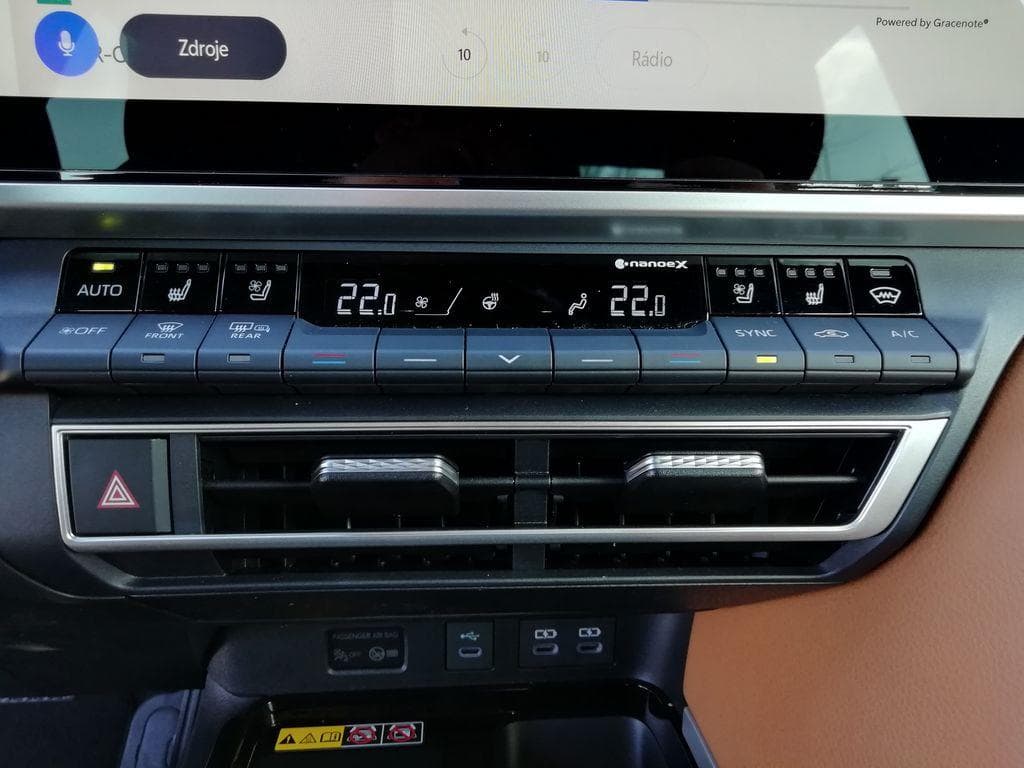 2024 Toyota CAMRY - 14