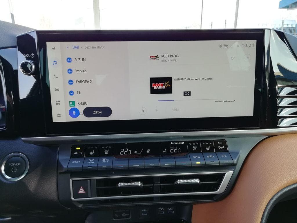 2024 Toyota CAMRY - 11