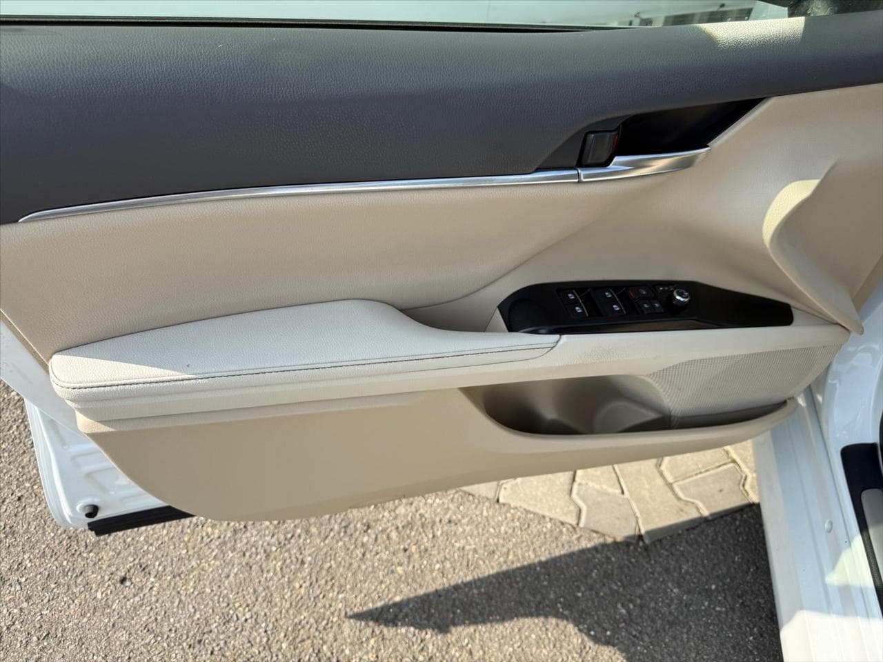 2021 Toyota CAMRY - 17