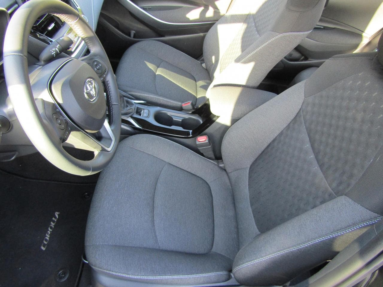 2025 Toyota Corolla - 9