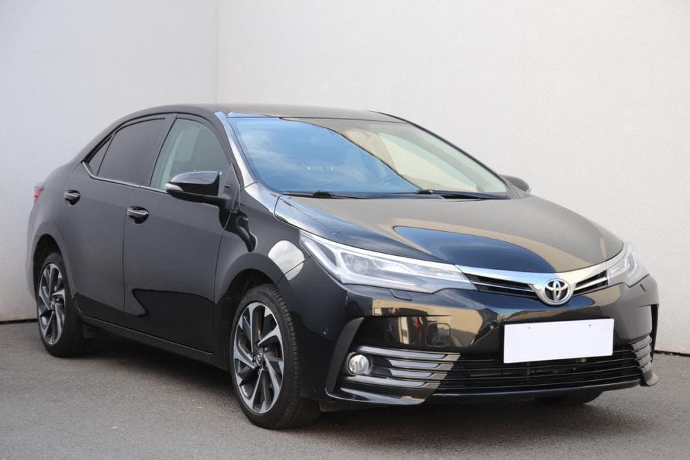 Toyota Corolla 1.6 VVTi sedan