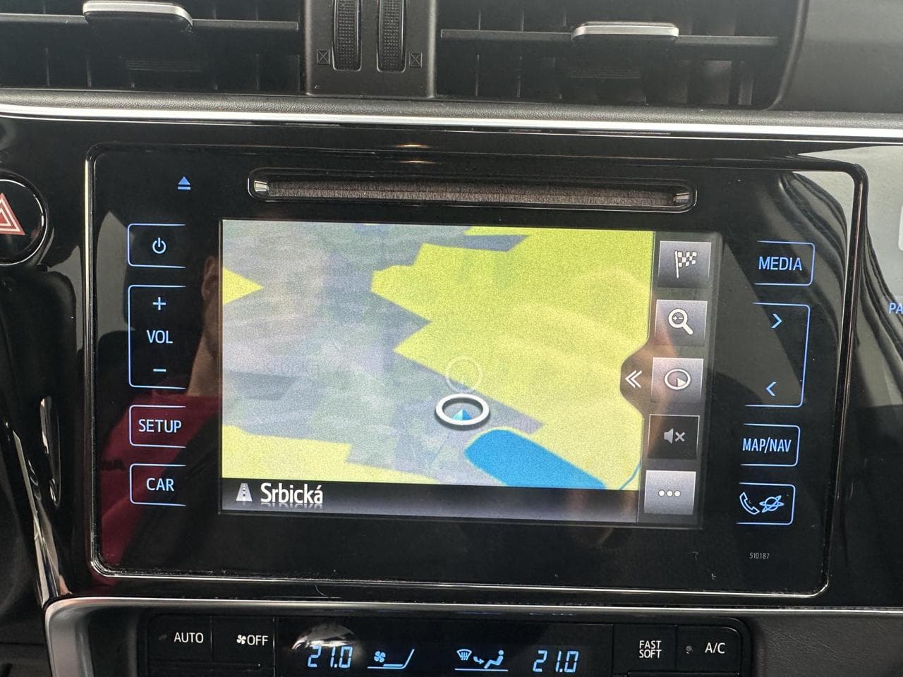 2017 Toyota Corolla - 16