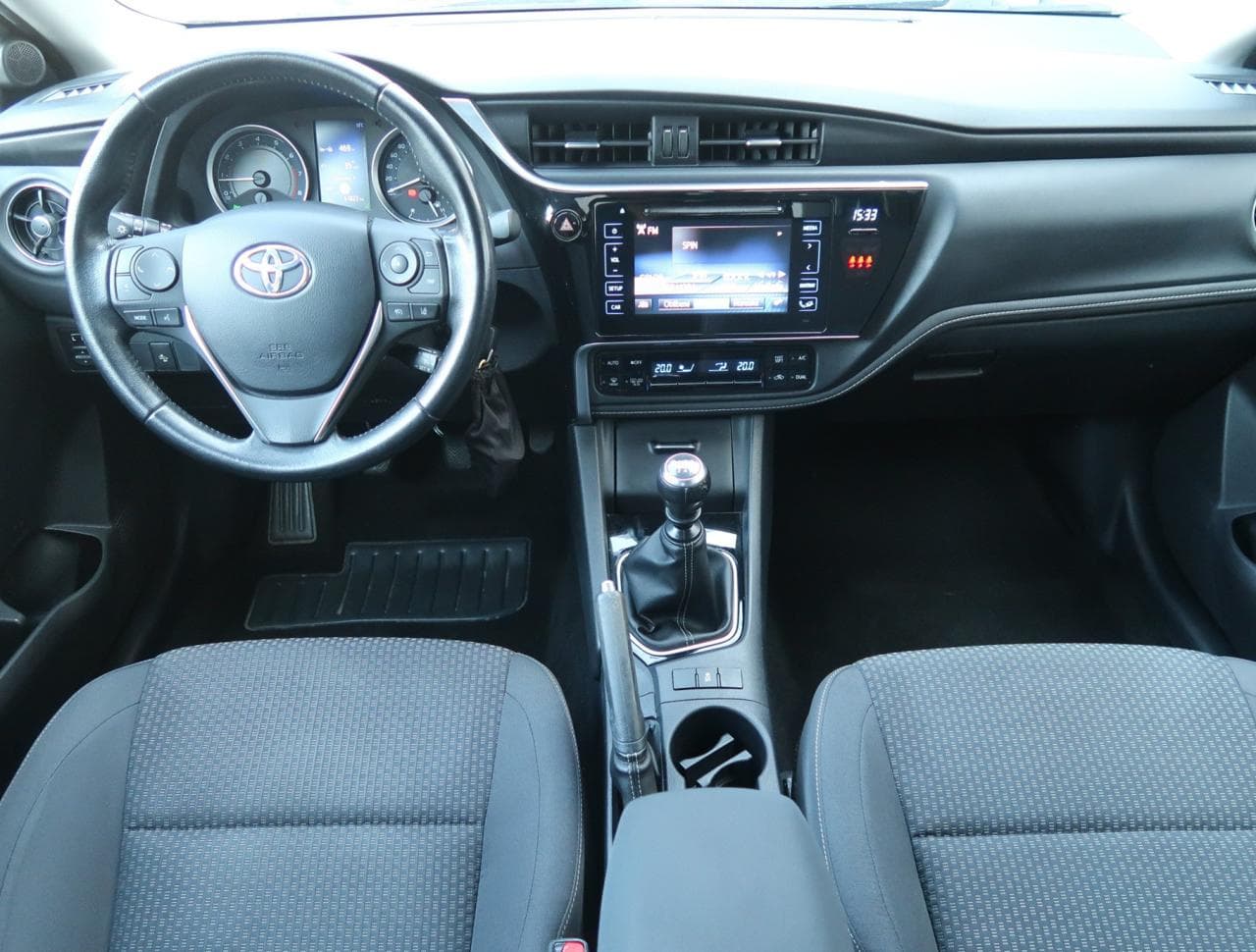 2017 Toyota COROLLA - 10