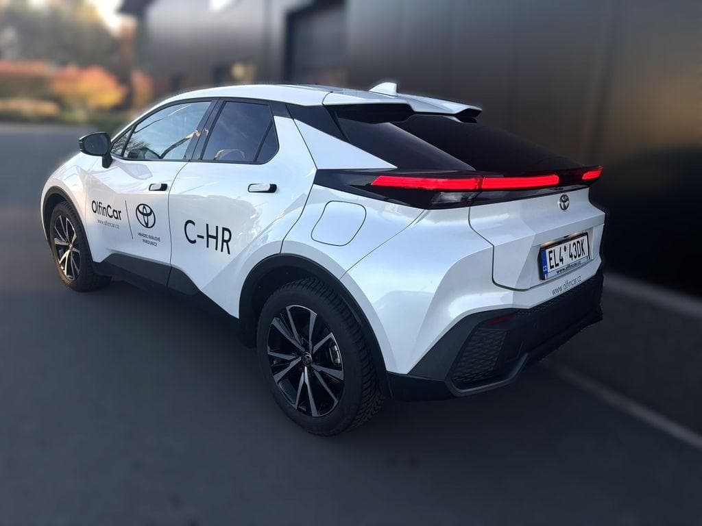 Toyota C-HR - 11