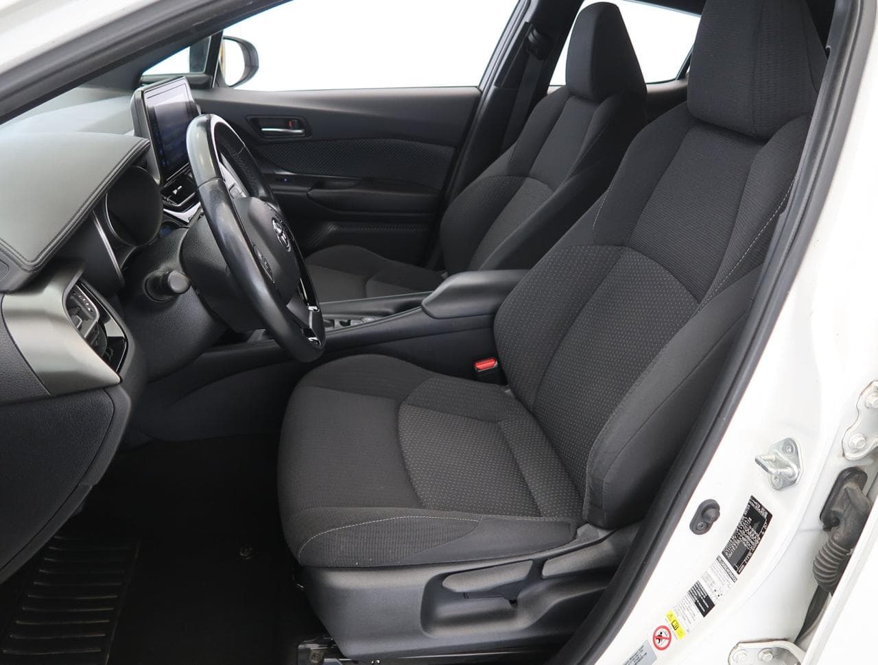 2018 Toyota C-HR - 16