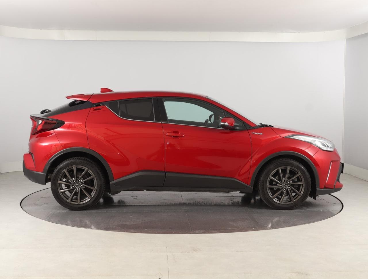 2021 Toyota C-HR - 8