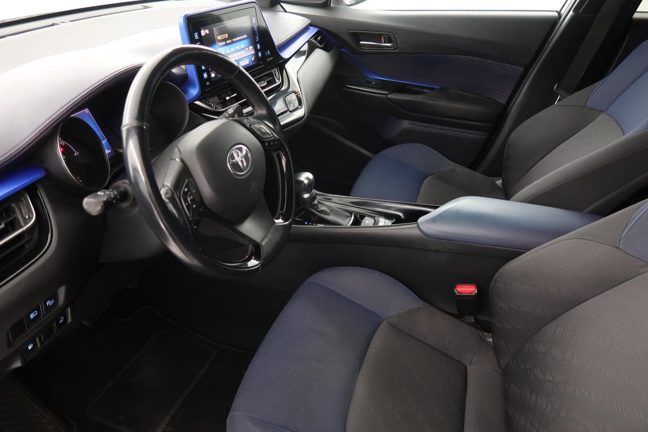 2017 Toyota C-HR - 22