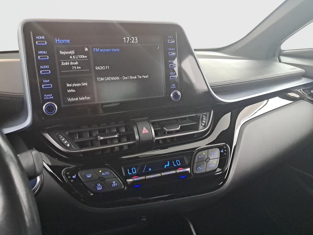 2022 Toyota C-HR - 29