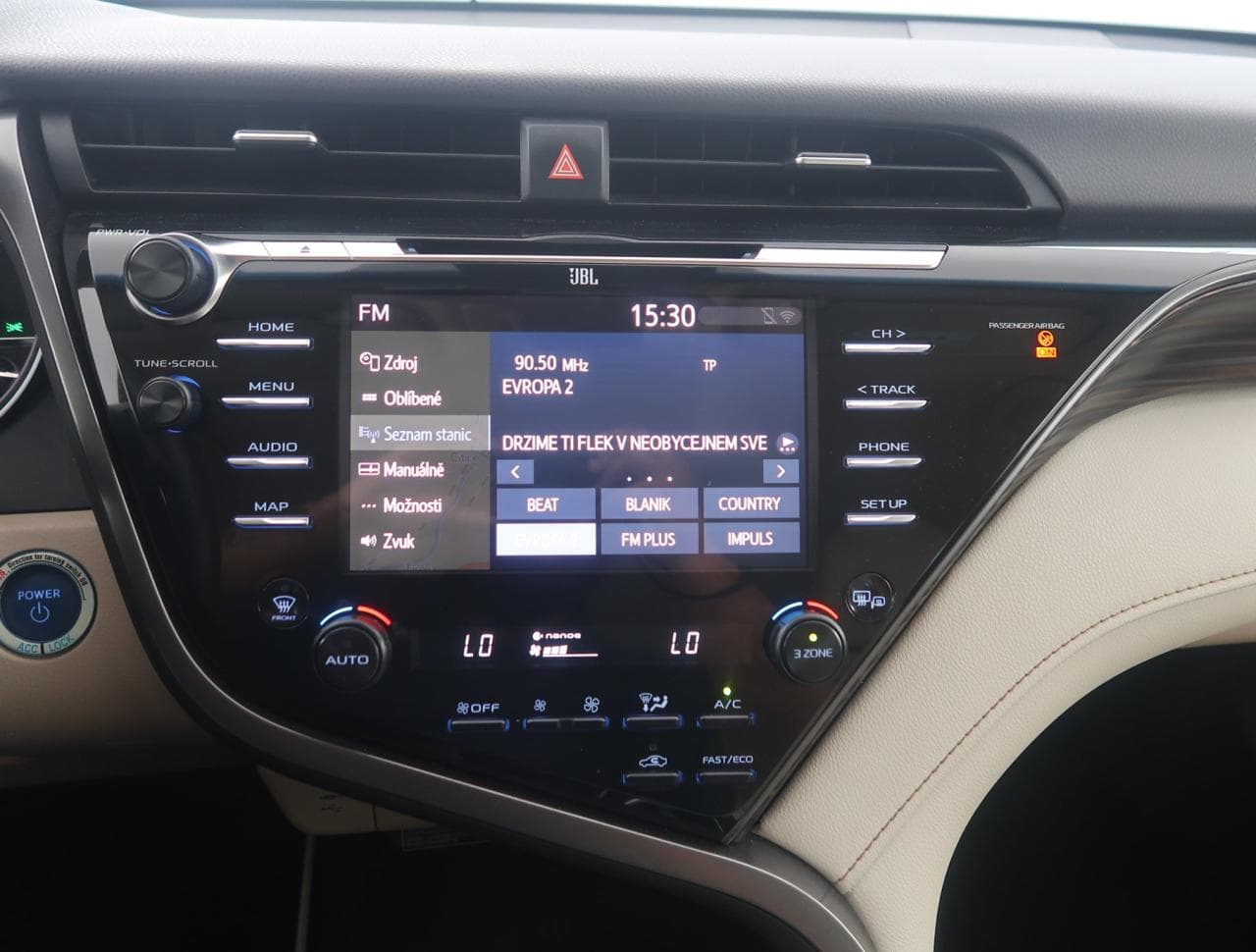 2019 Toyota CAMRY - 30
