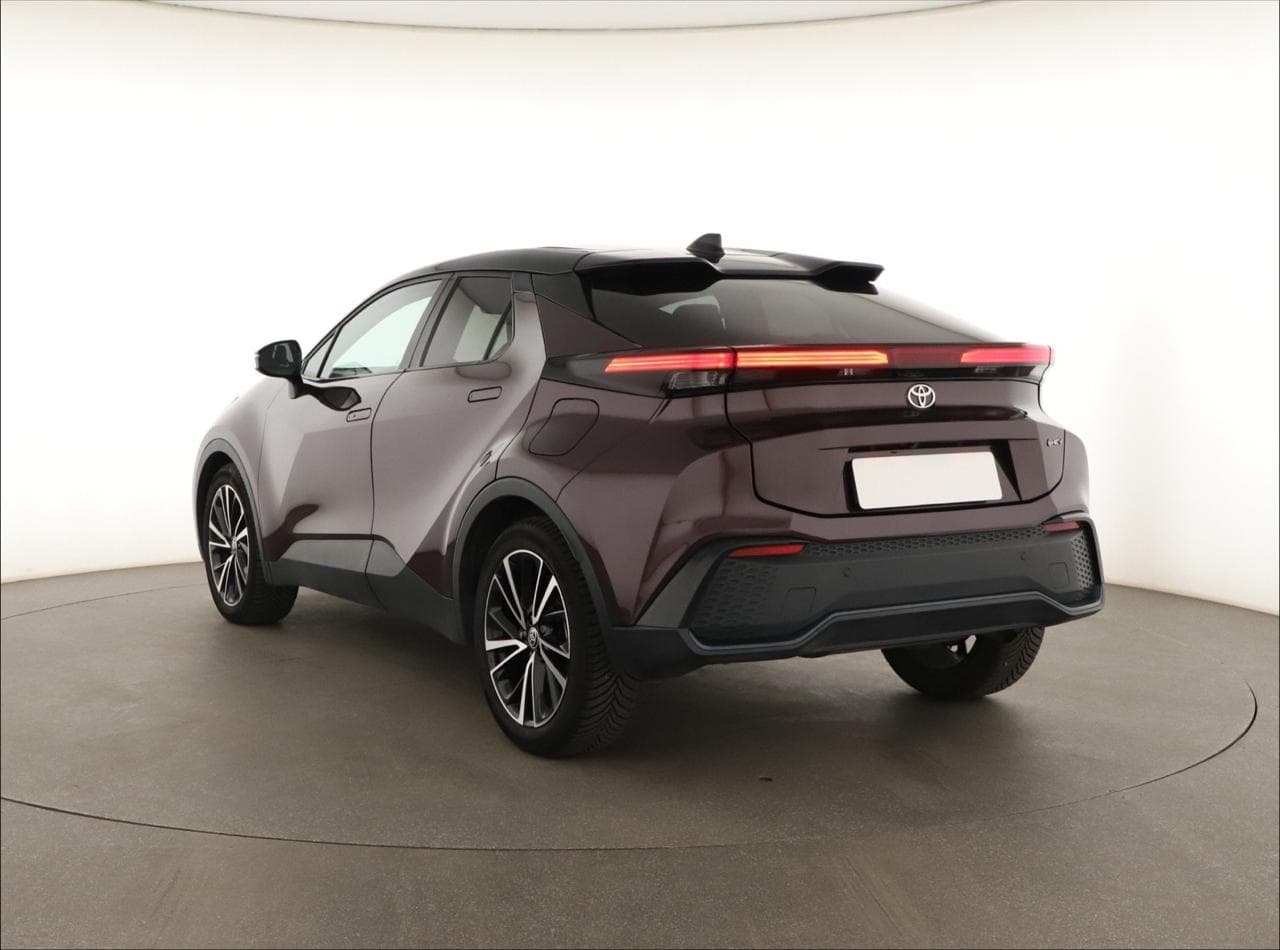 2024 Toyota C-HR - 9