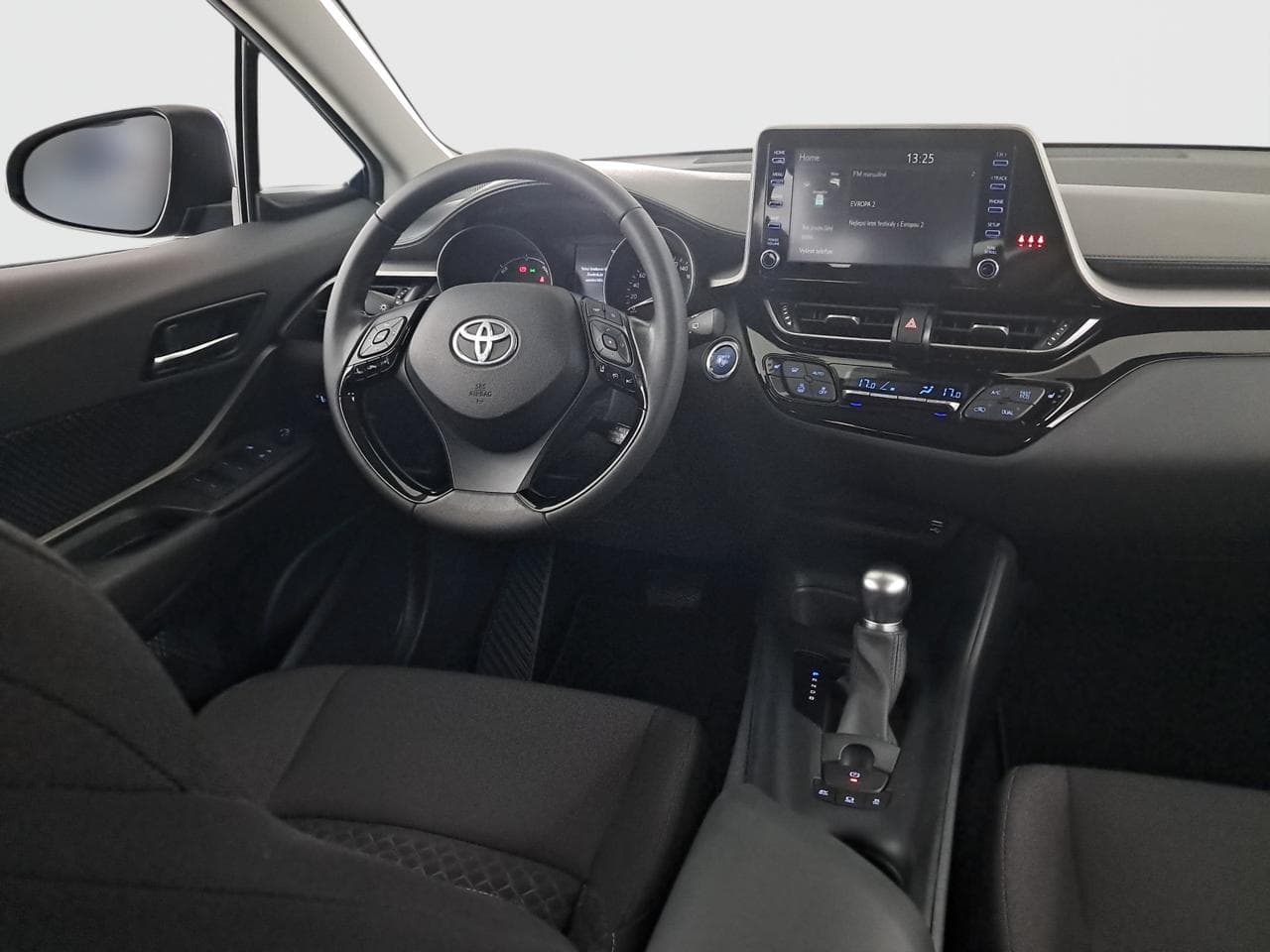 2023 Toyota C-HR - 11