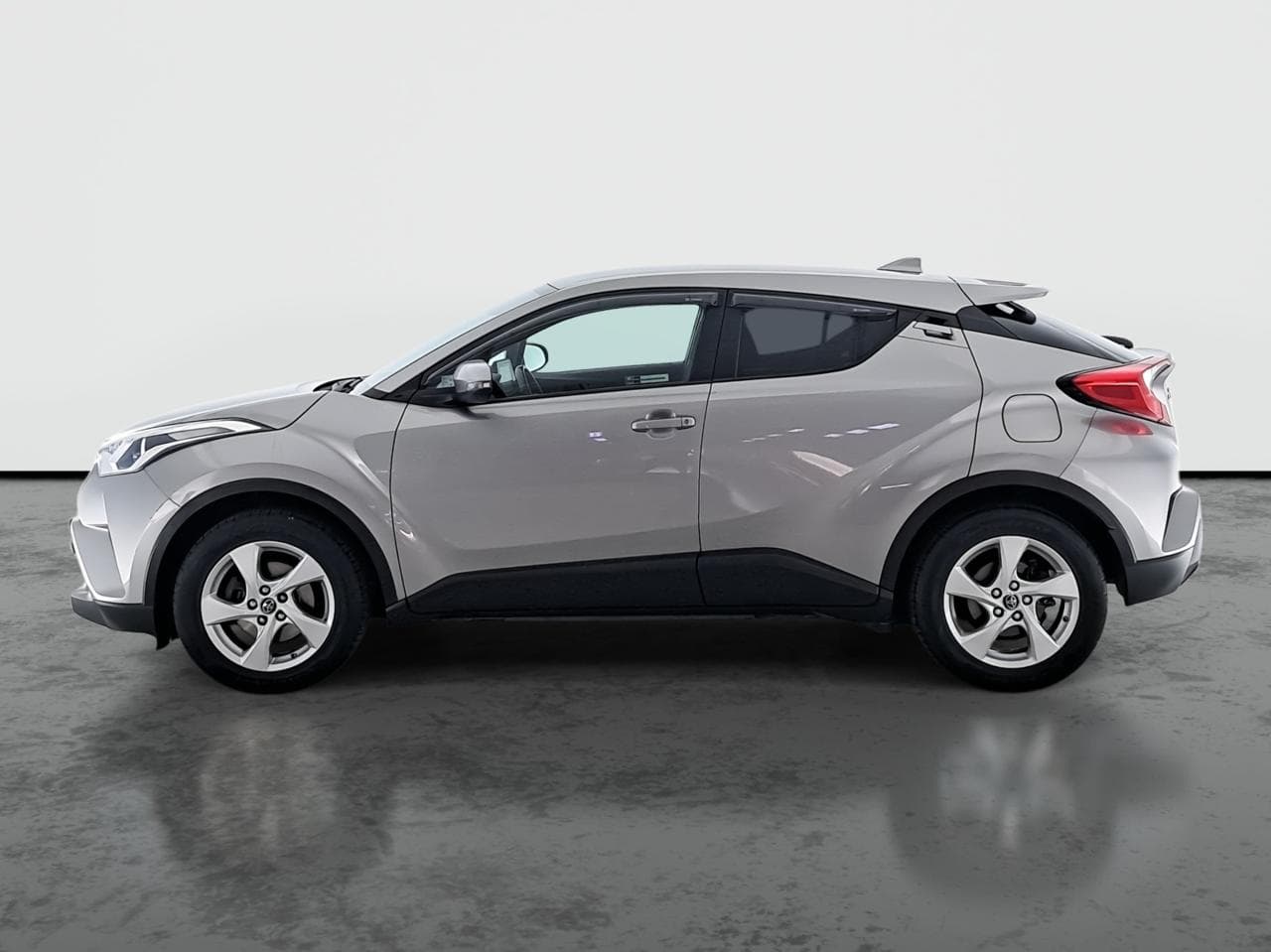 2017 Toyota C-HR - 4