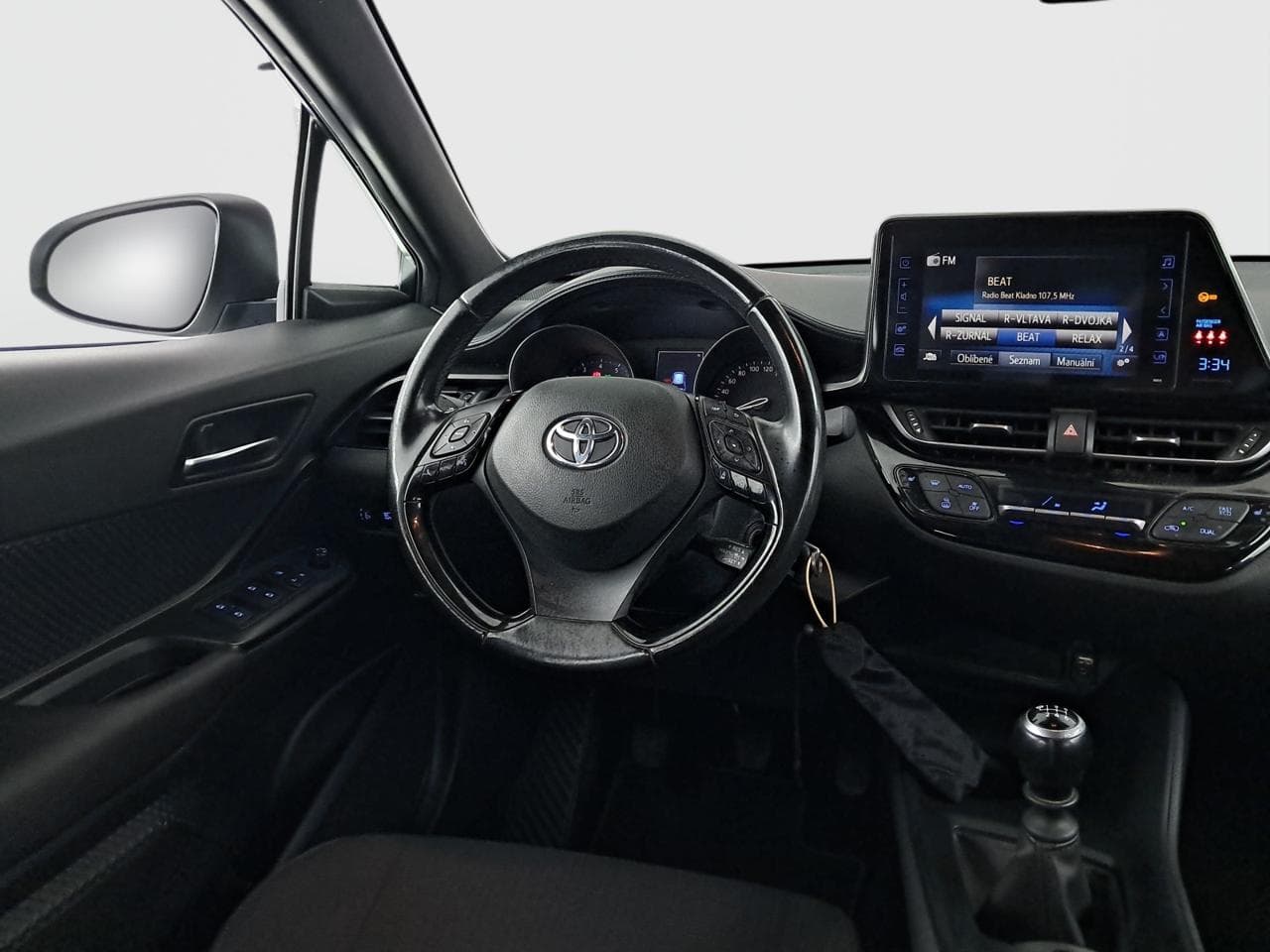 2017 Toyota C-HR - 11