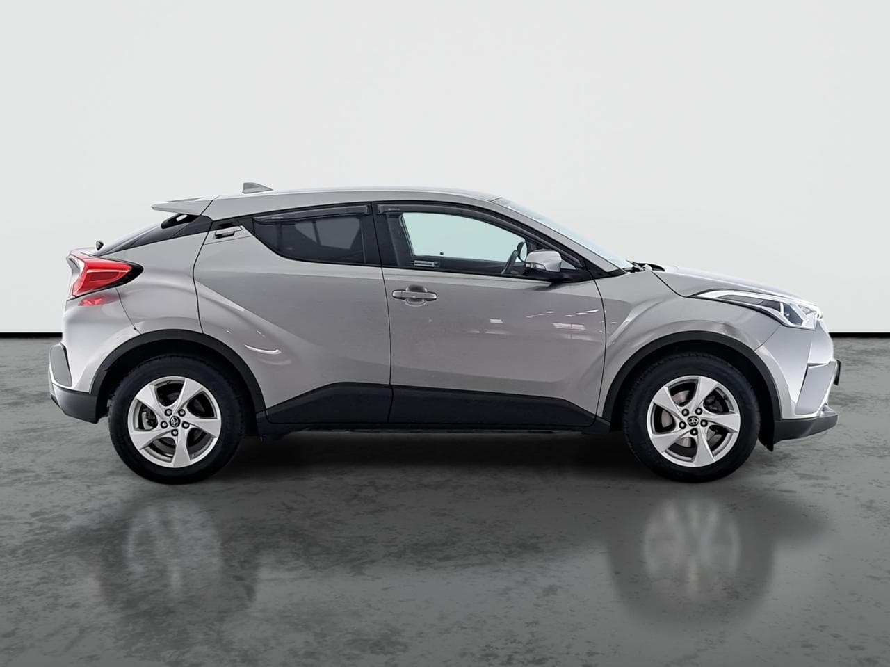 2017 Toyota C-HR - 9