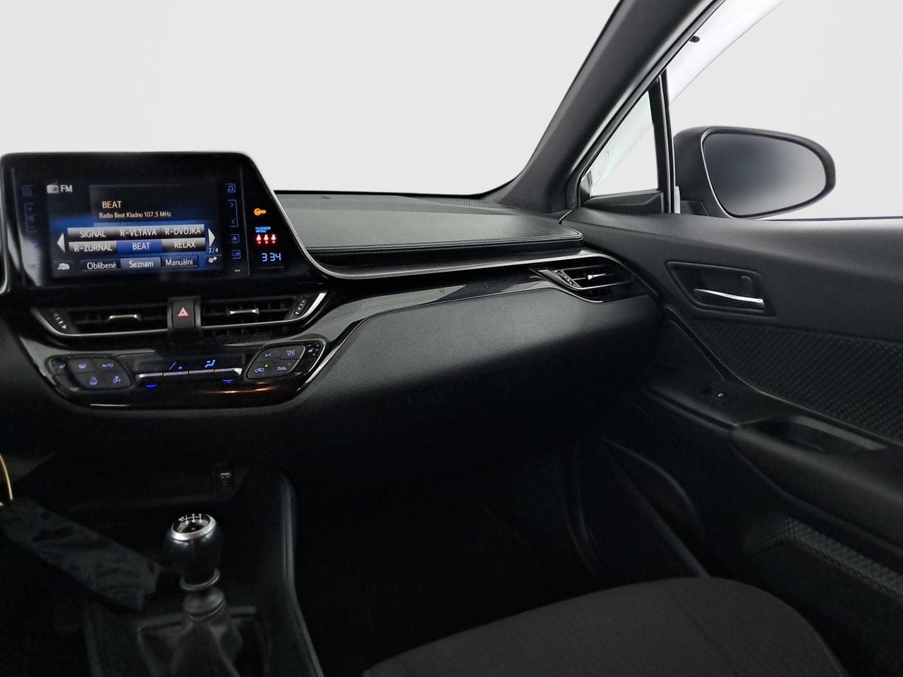 2017 Toyota C-HR - 15
