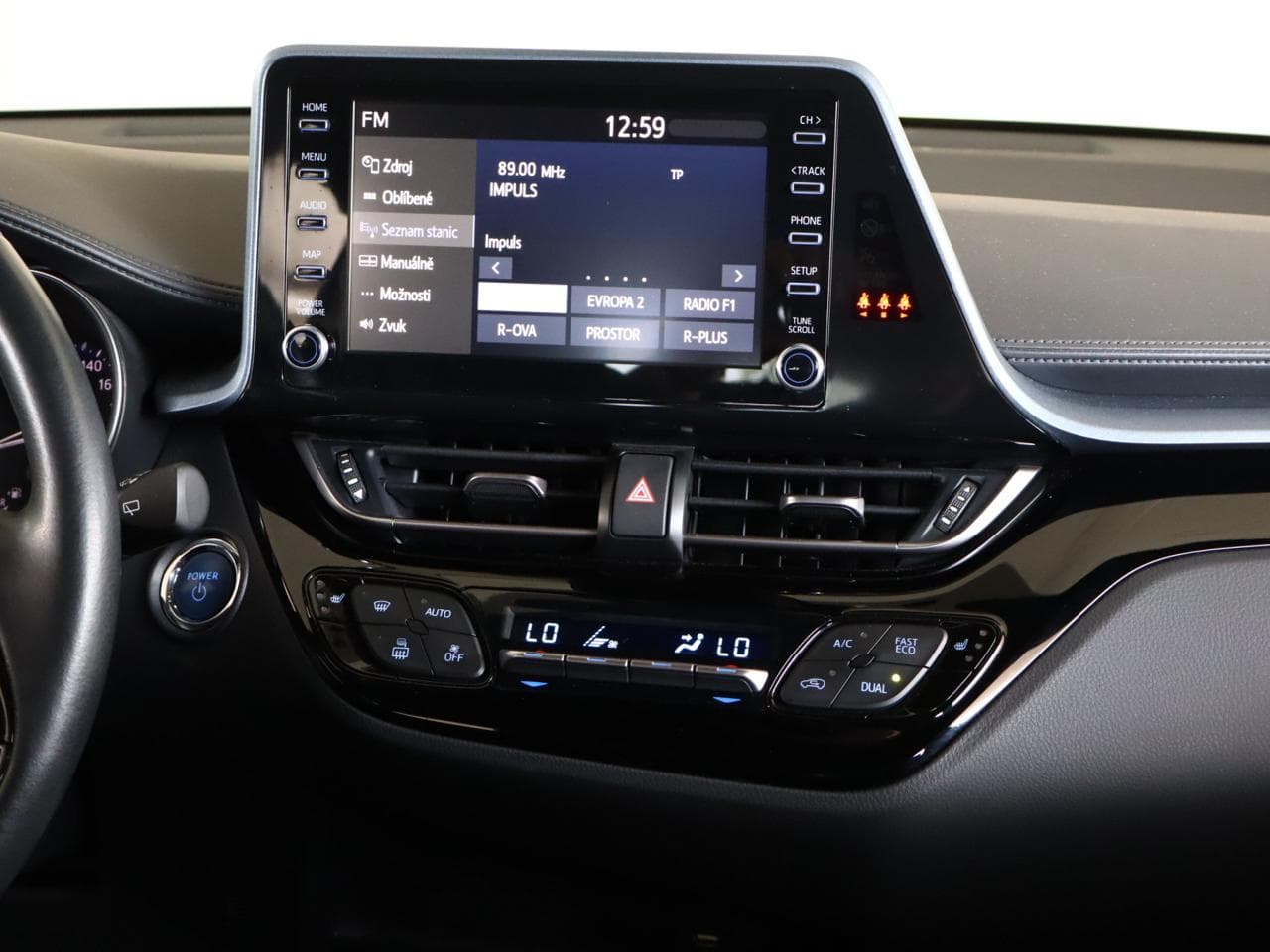 2021 Toyota C-HR - 16