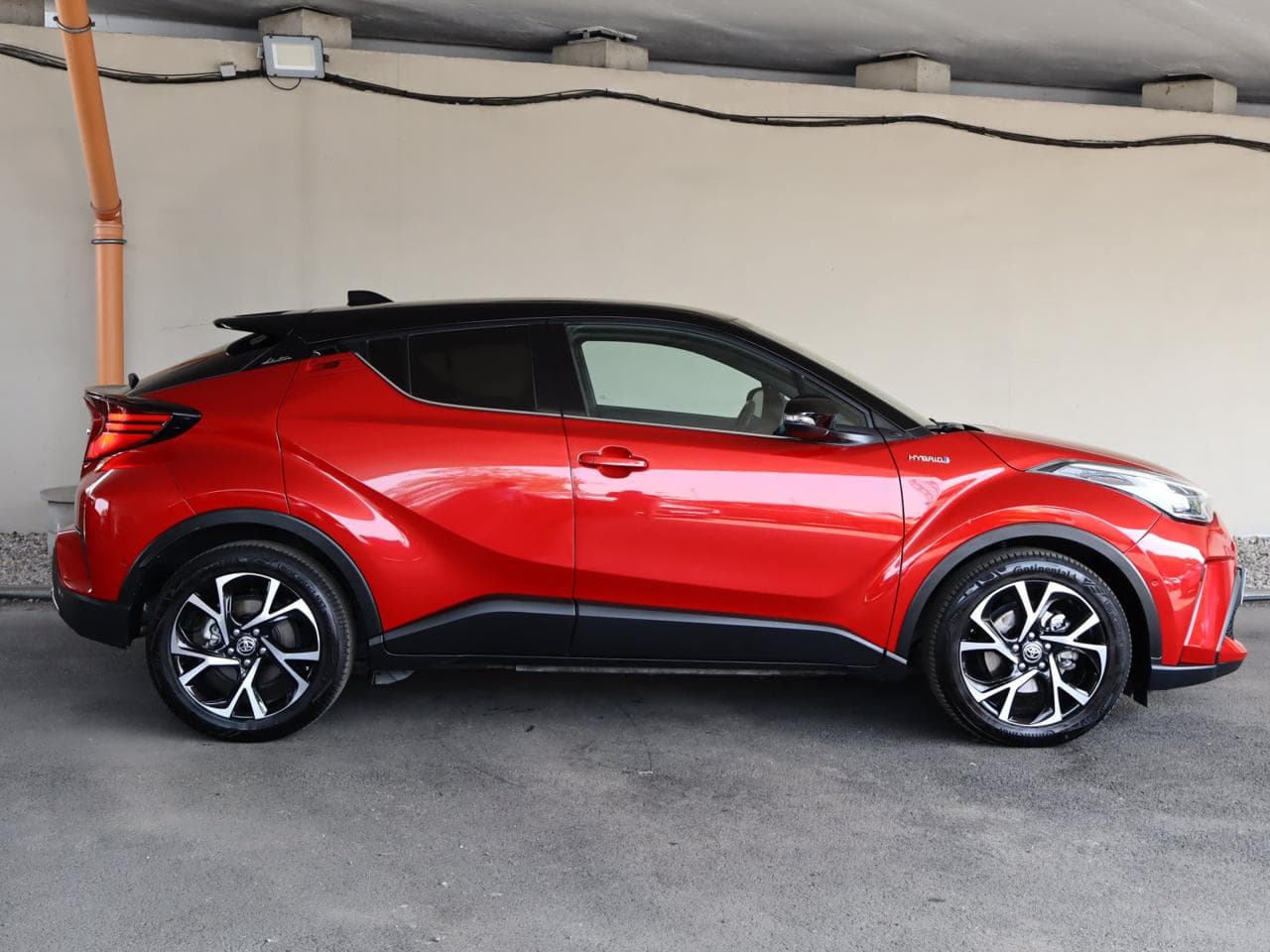 2021 Toyota C-HR - 8