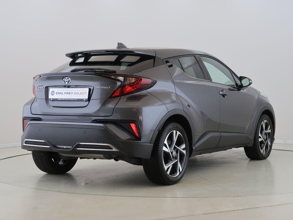 2023 Toyota C-HR - 5