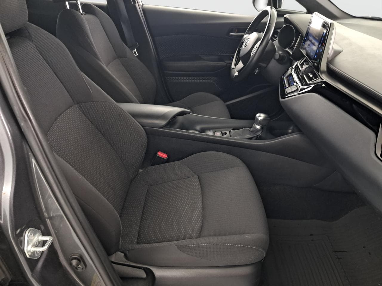 2019 Toyota C-HR - 12