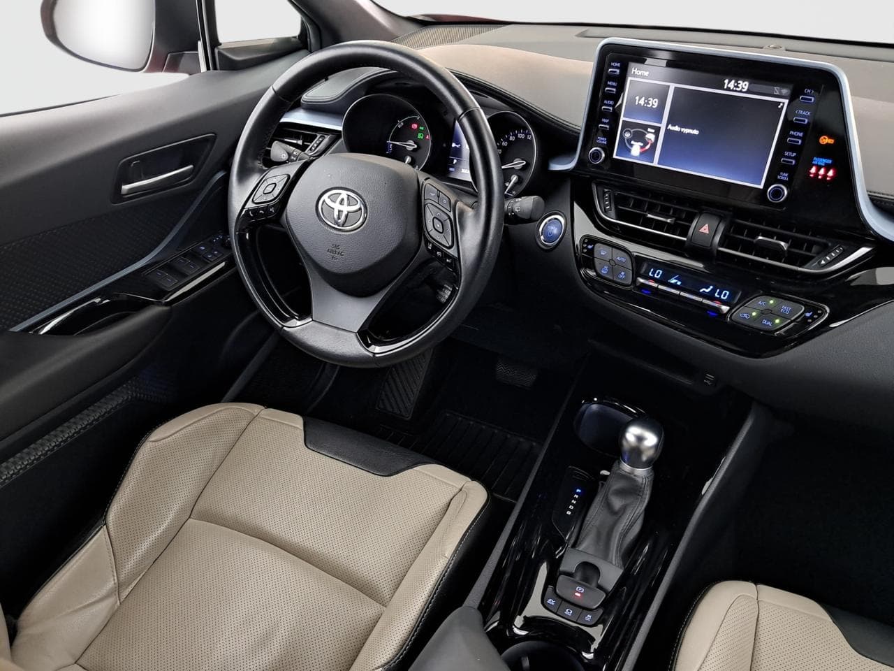 2020 Toyota C-HR - 9