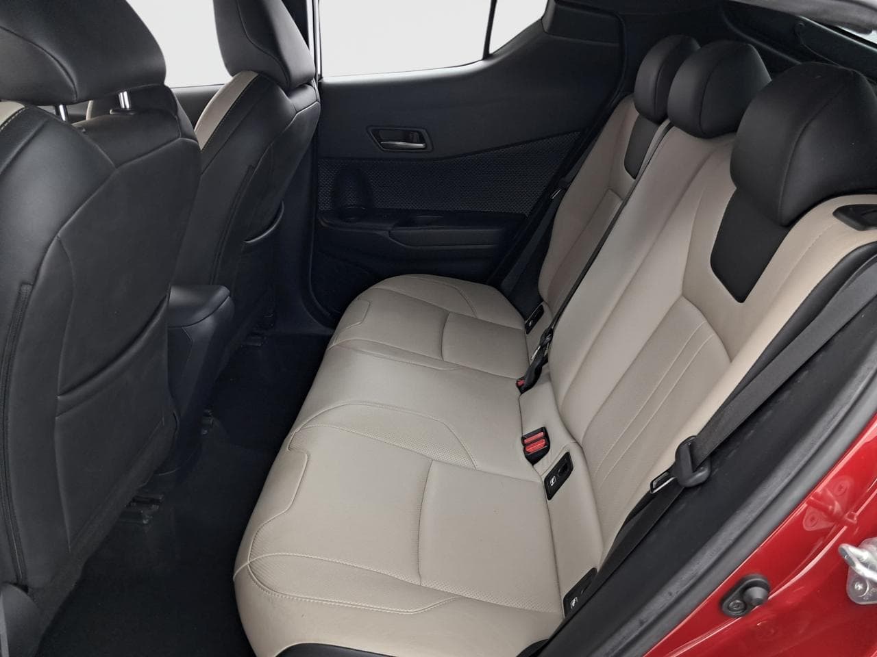 2020 Toyota C-HR - 15