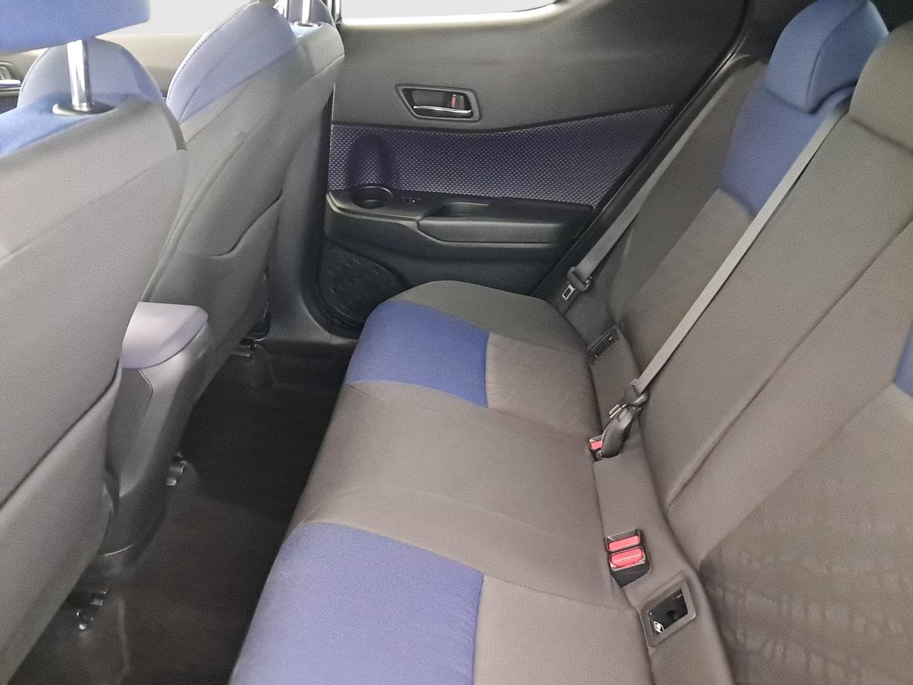 2016 Toyota C-HR - 15