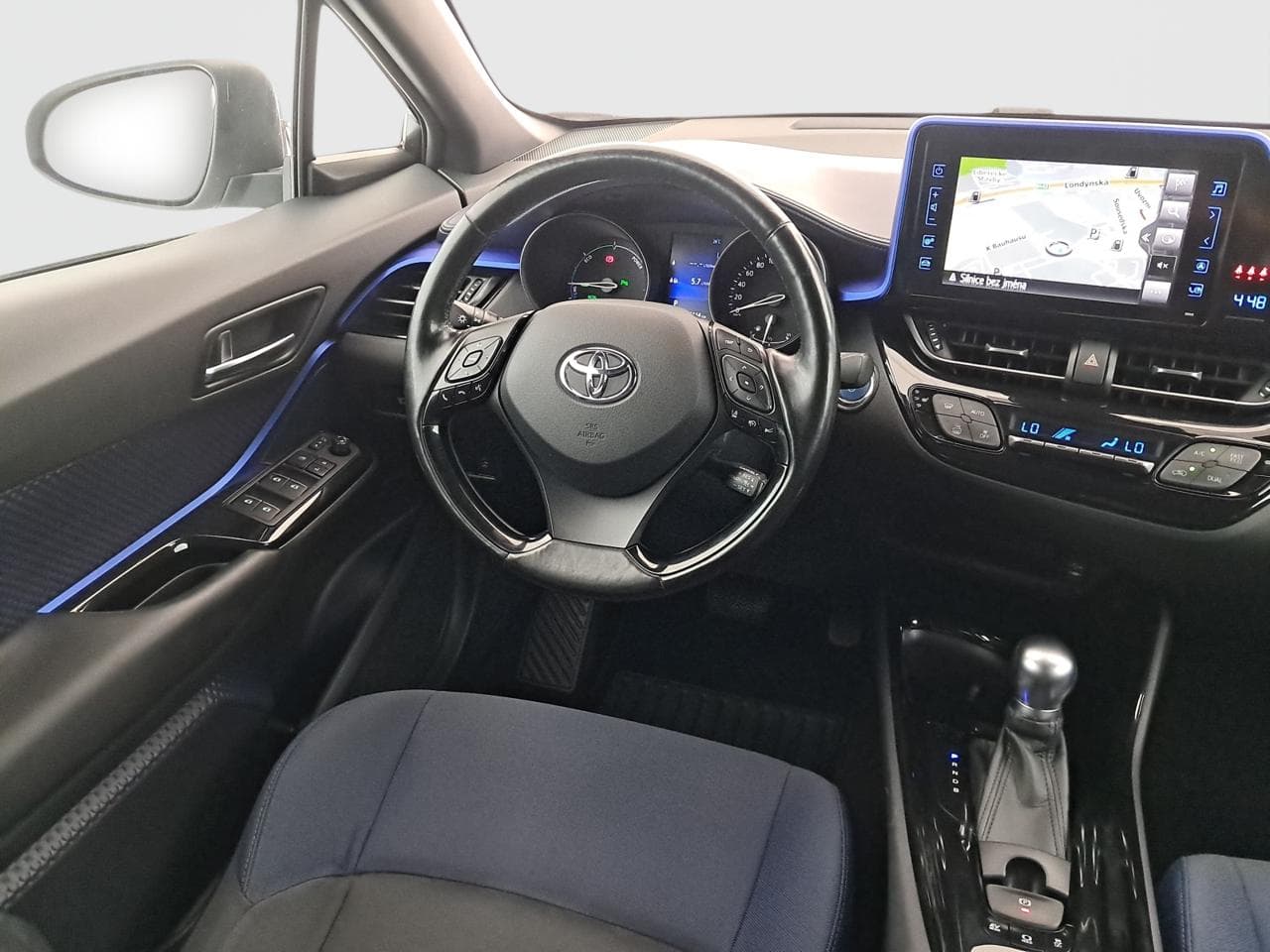 2016 Toyota C-HR - 9