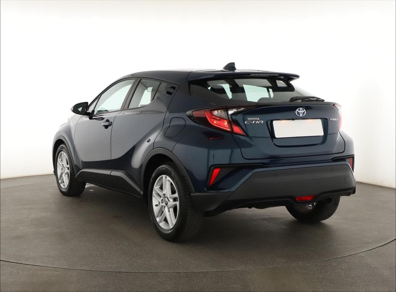 2023 Toyota C-HR - 5