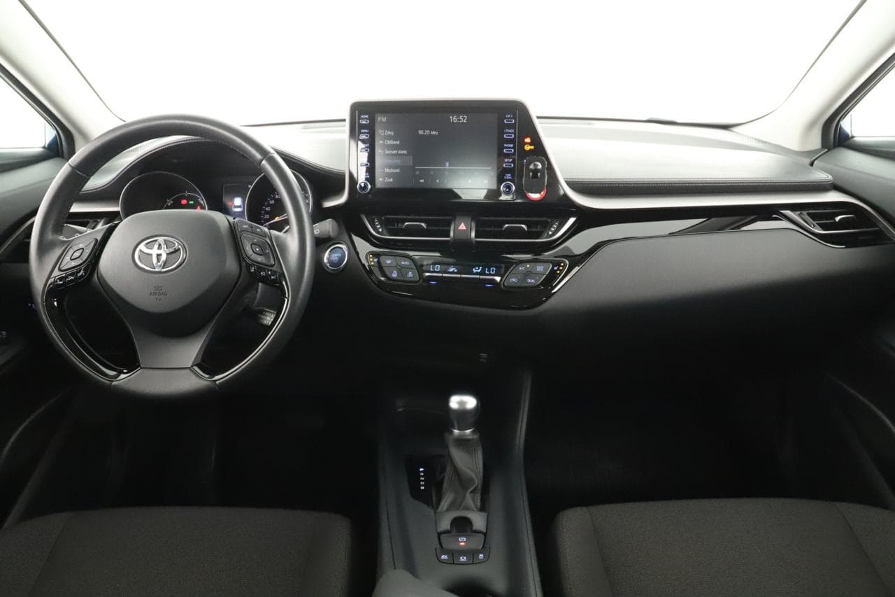 2023 Toyota C-HR - 9
