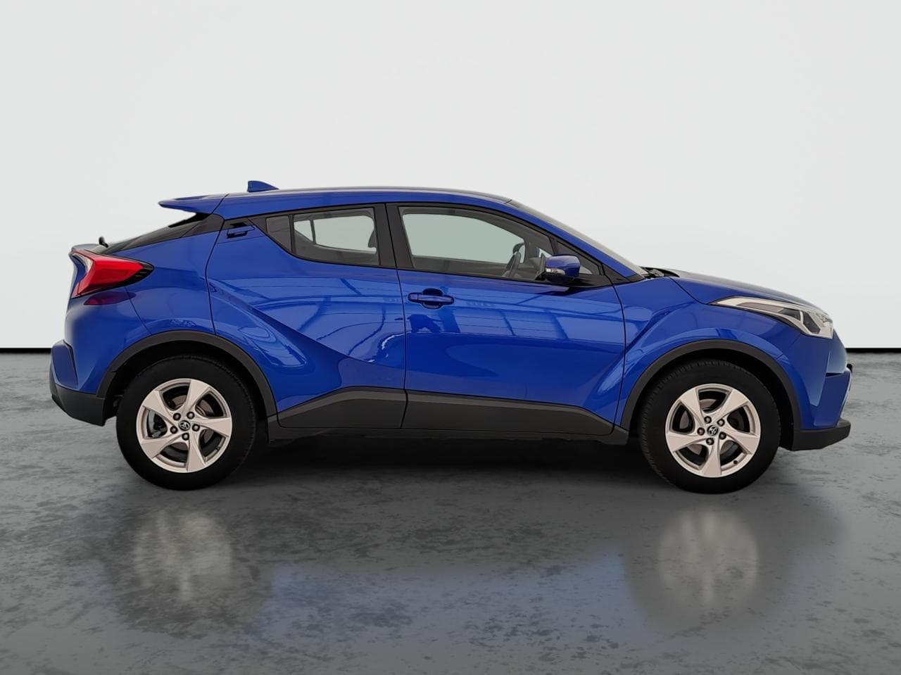 2017 Toyota C-HR - 8