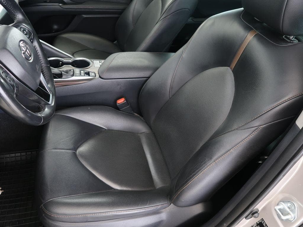 2019 Toyota CAMRY - 9